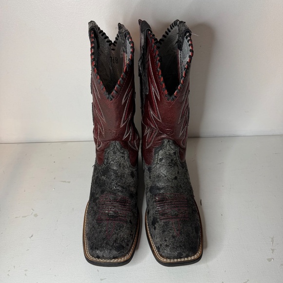 Ariat Boots Red Black Distressed Cowboy Western Whiplash? Men\'s Size 7.5 B